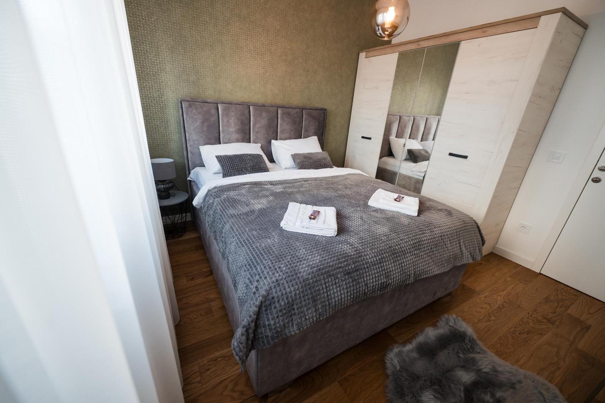 Apartman City Charm بانيا لوكا المظهر الخارجي الصورة
